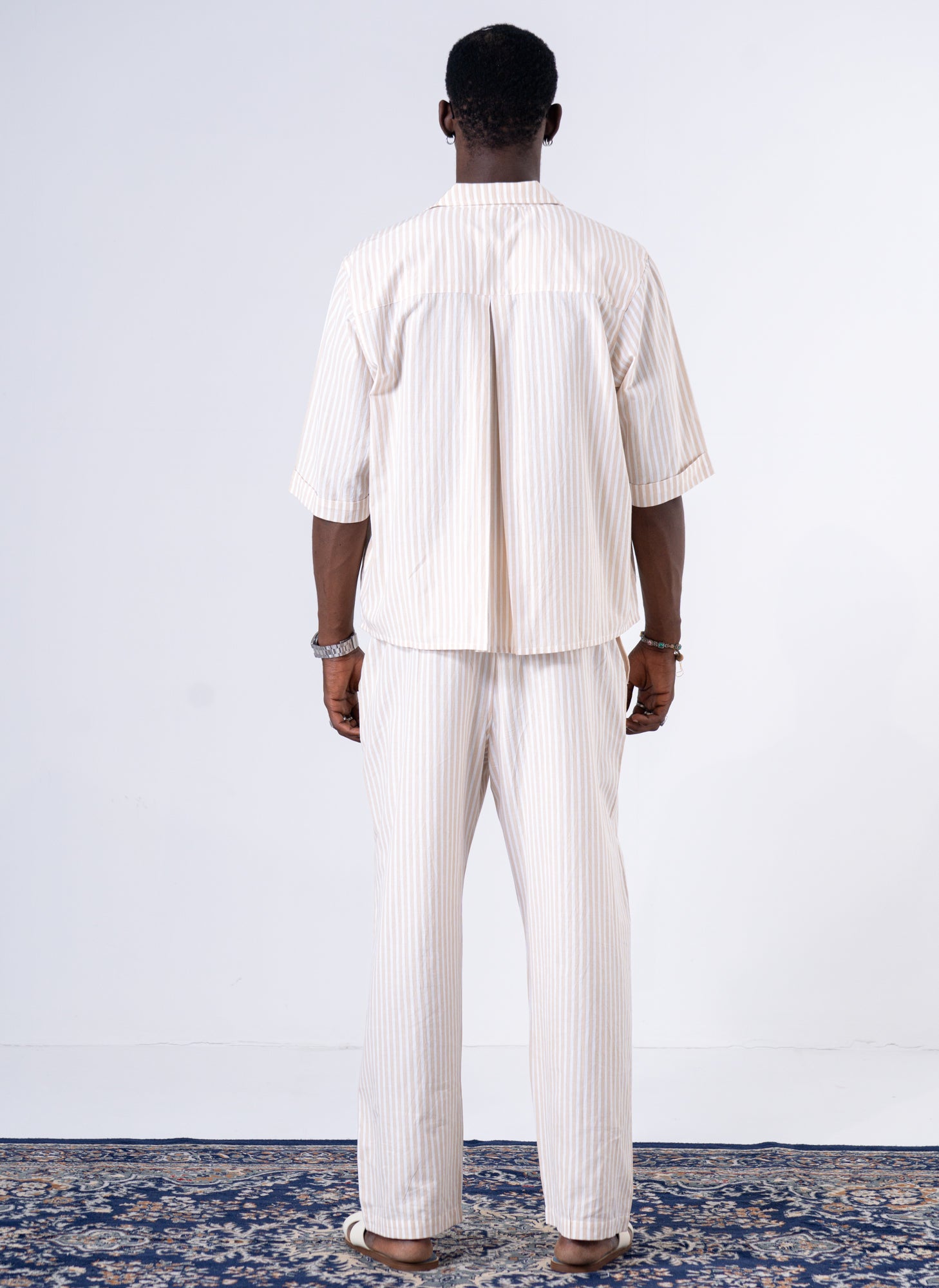 Men Beige Classic Box Fit