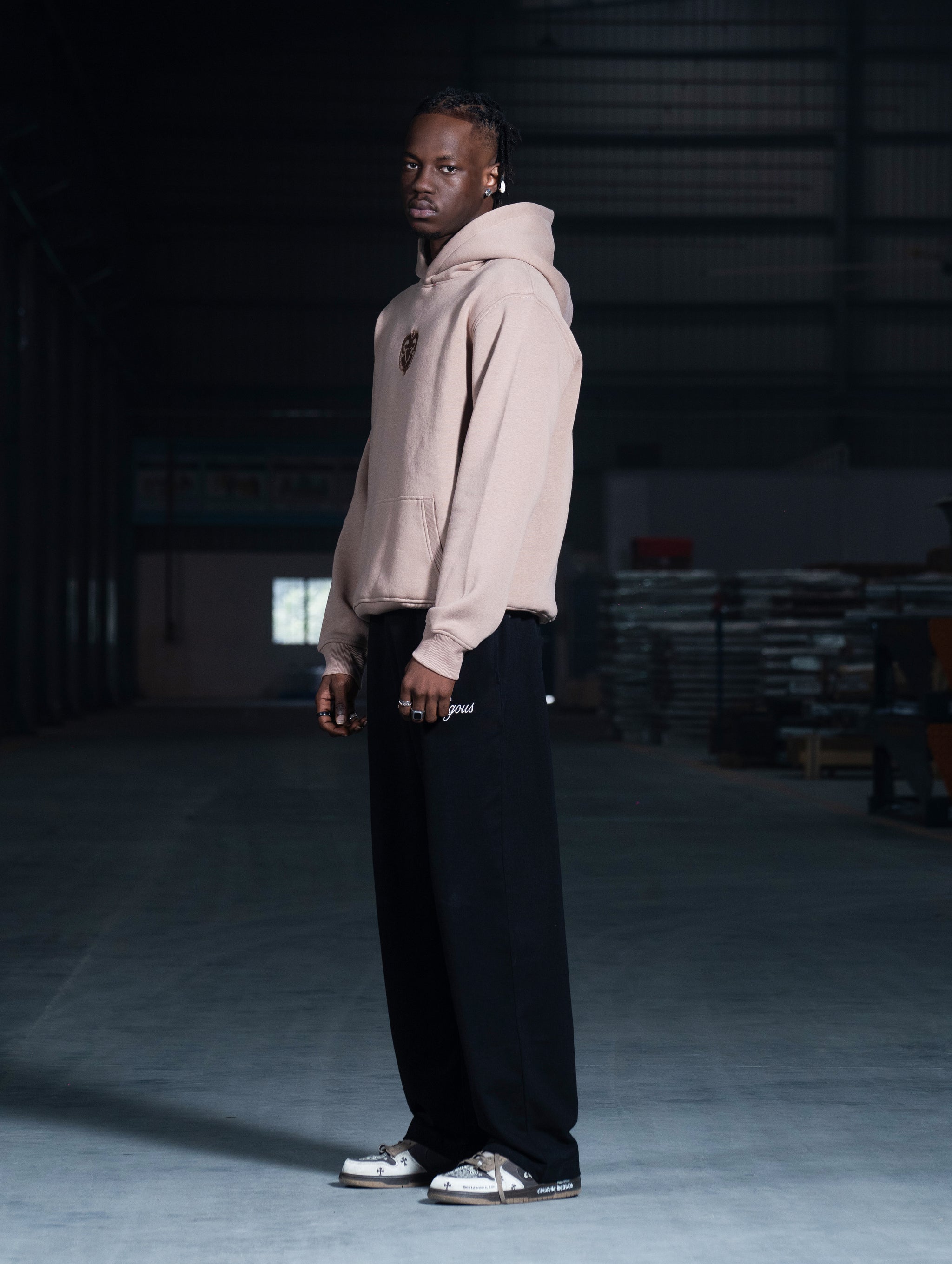 HERITAGE ESSENTIAL HOODIE