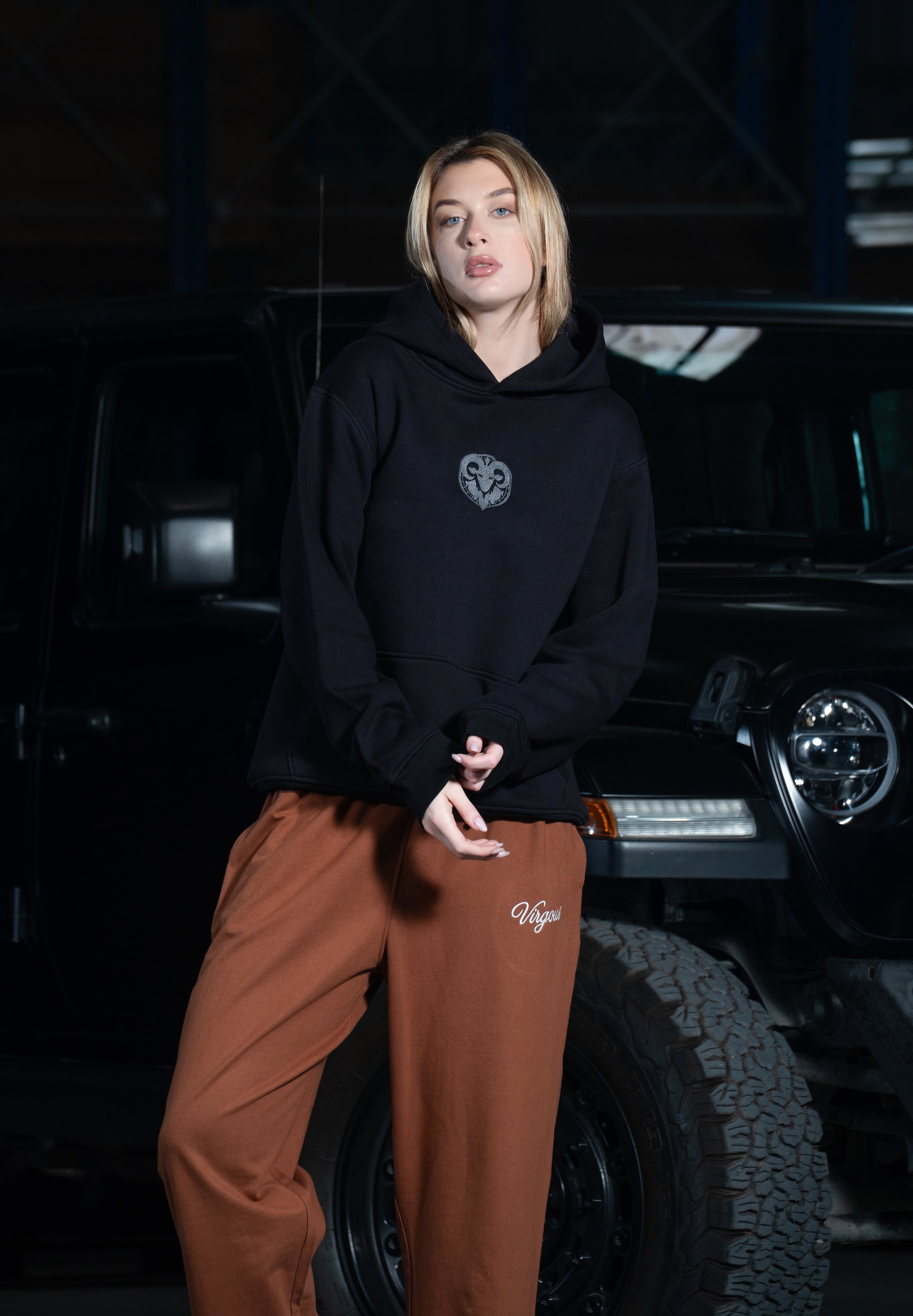 HERITAGE ESSENTIAL HOODIE