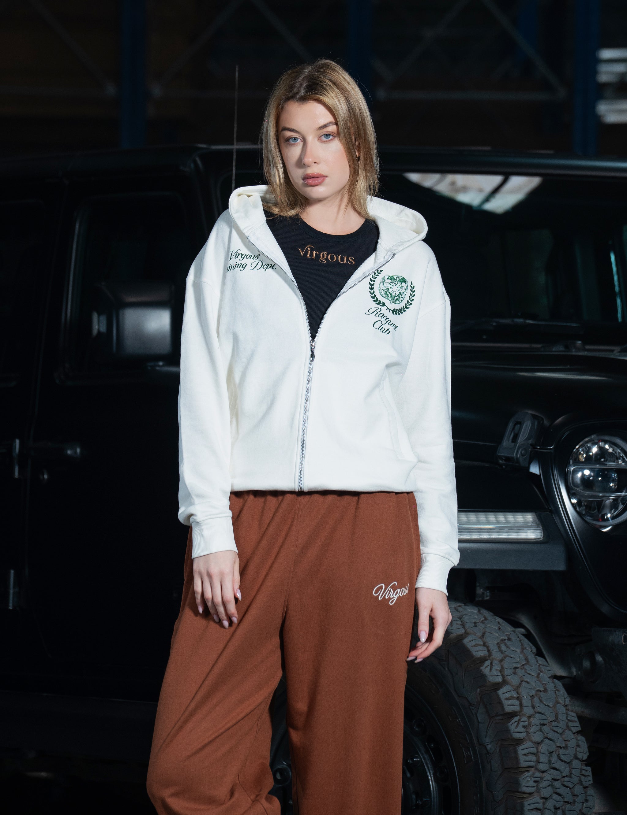 RACQUET CLUB ZIPPER HOODIE.