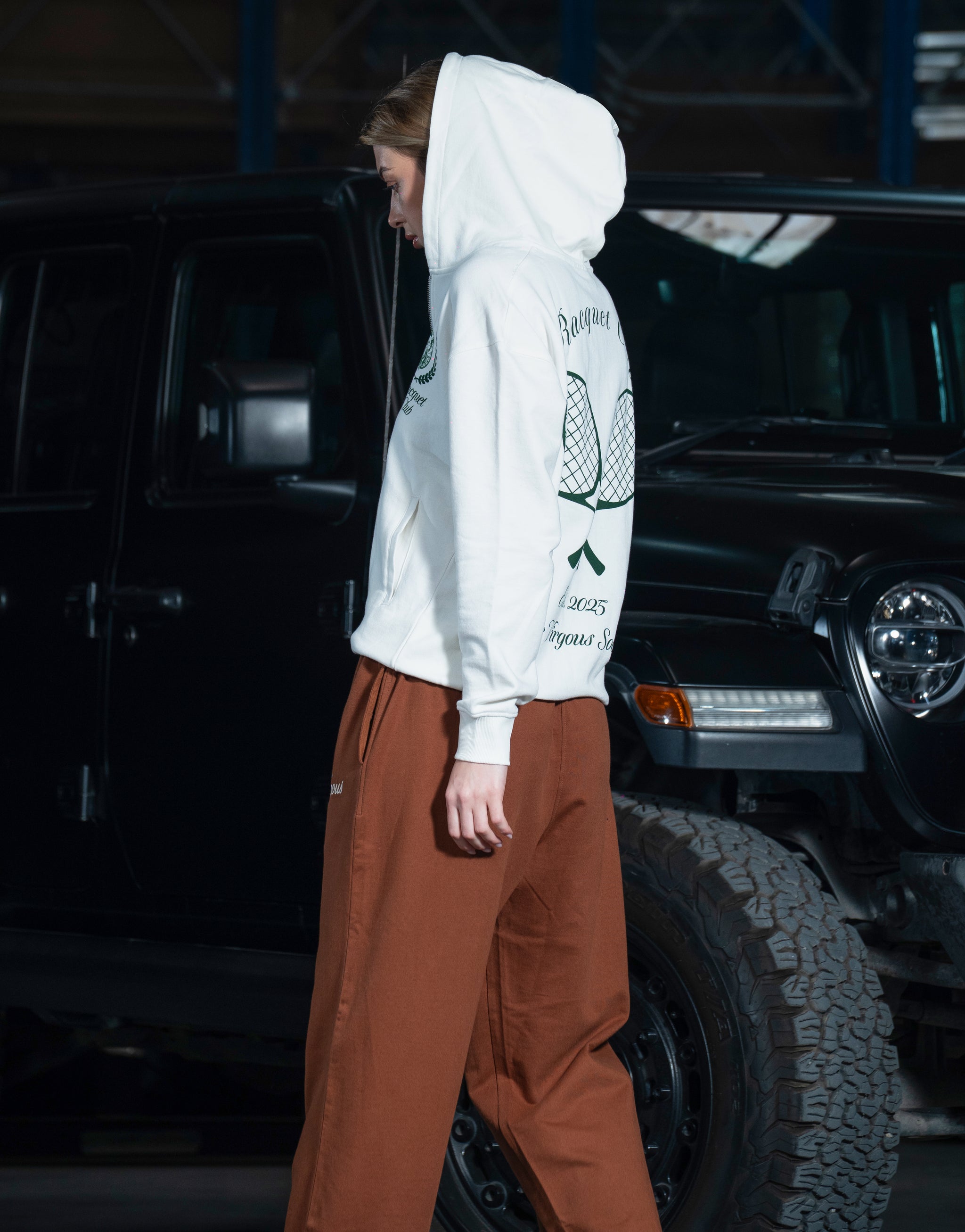 RACQUET CLUB ZIPPER HOODIE.