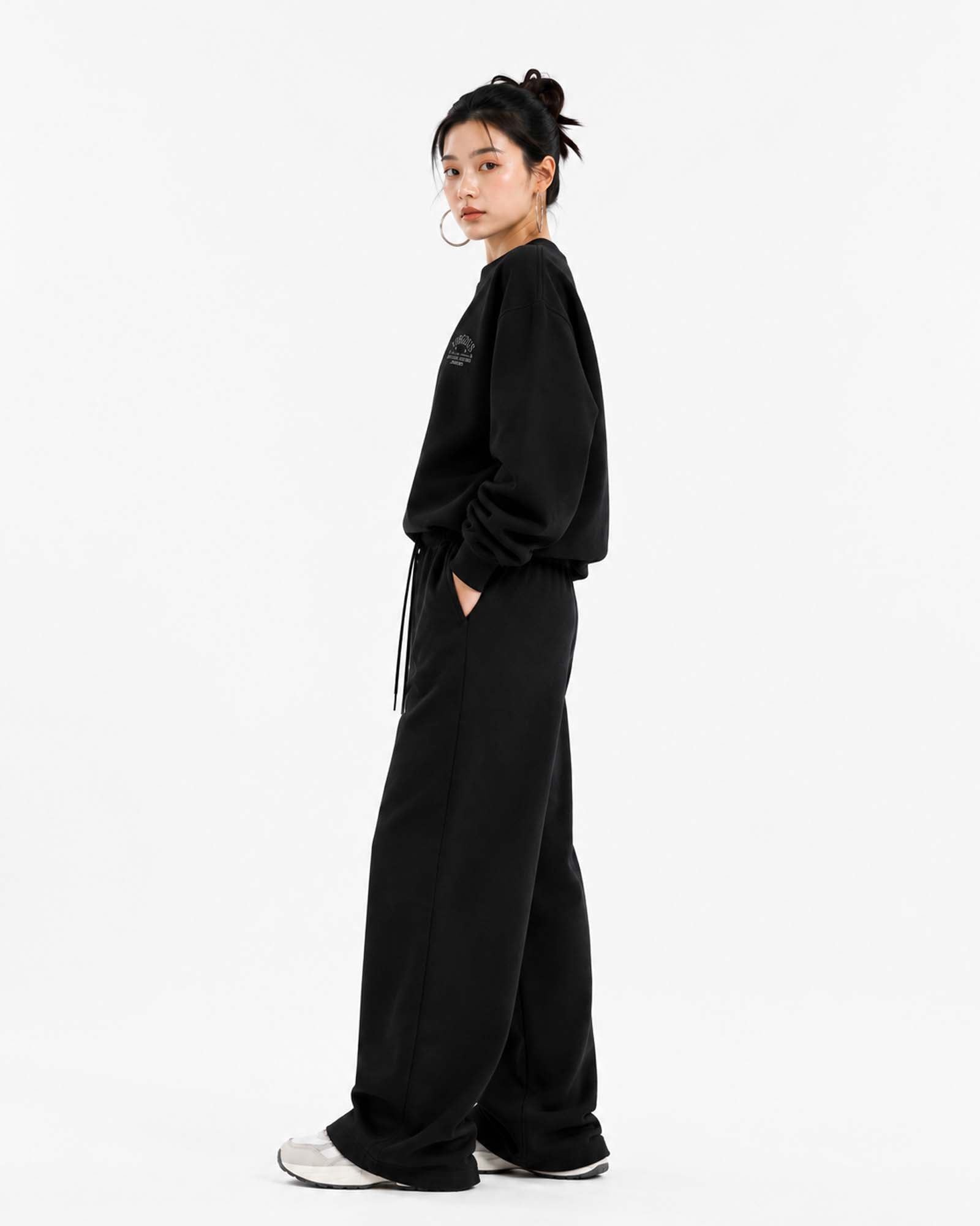 Black Box Fit Sweatshirt — view 3